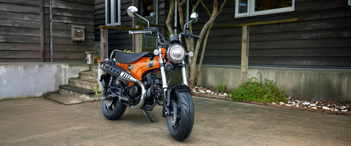 Honda ST125 Dax foto 2